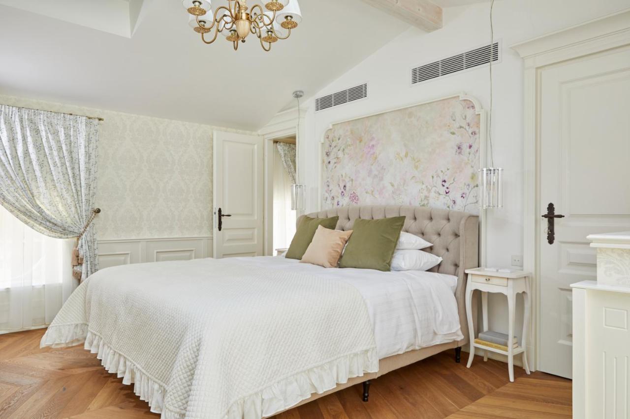 Les Salles-de-Castillon Chateau De Clotte & Suites מראה חיצוני תמונה