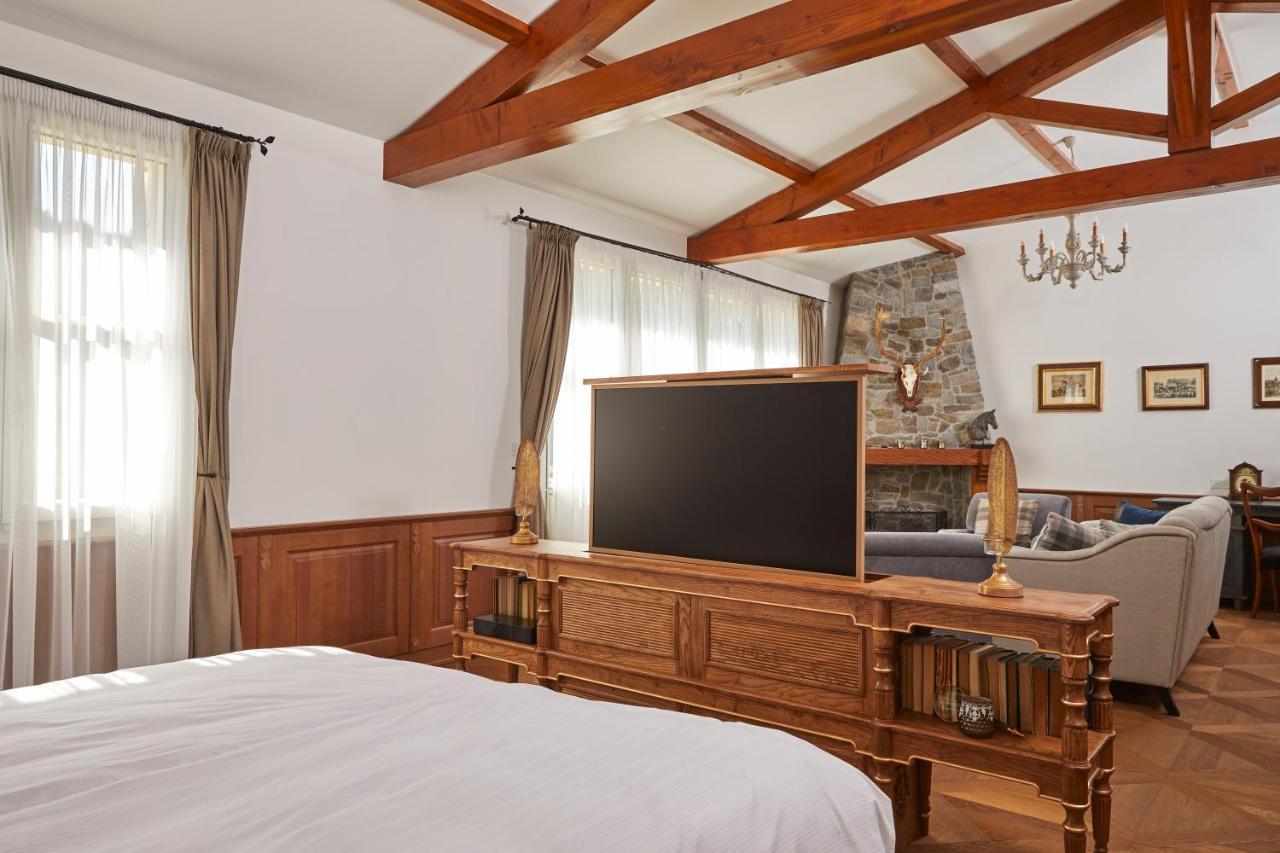 Les Salles-de-Castillon Chateau De Clotte & Suites מראה חיצוני תמונה